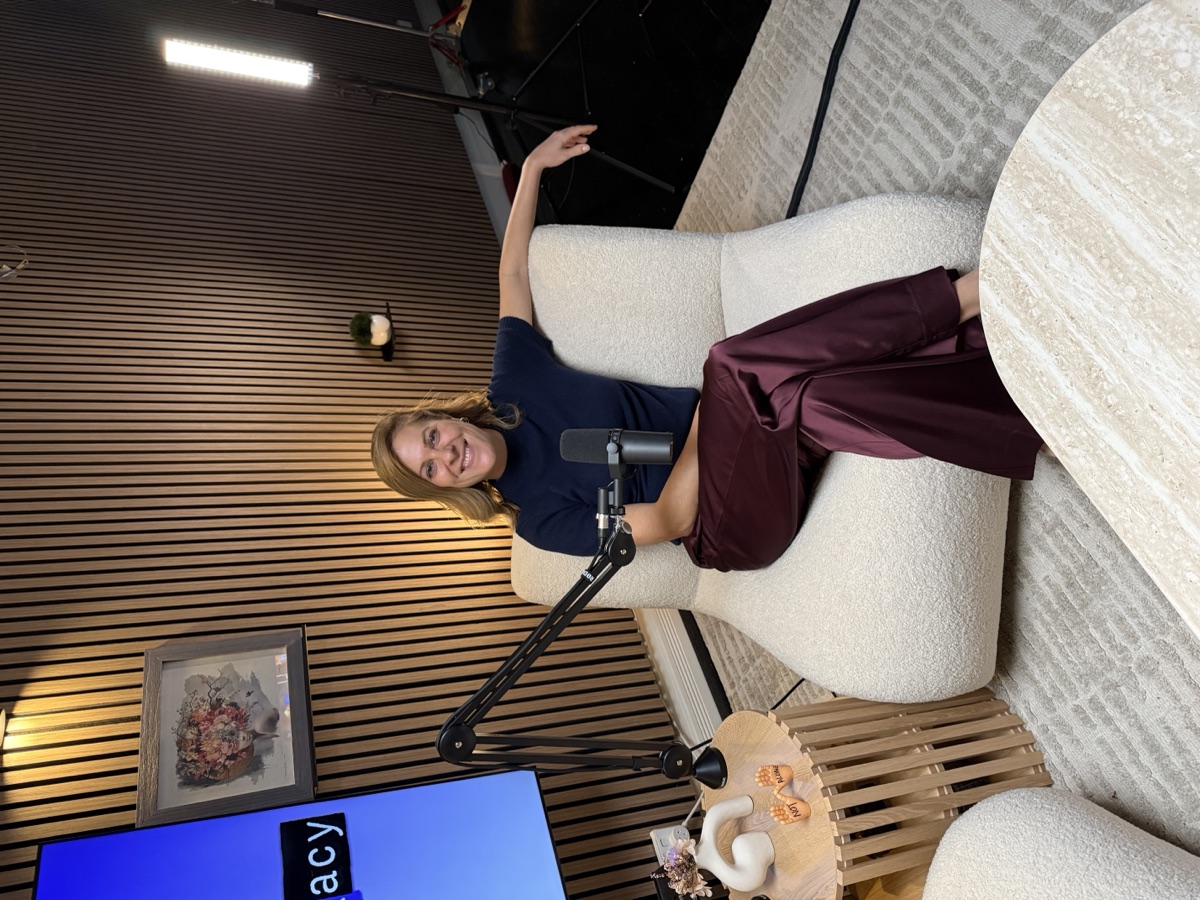 Maddie, founder of LitHERacy, in the studio